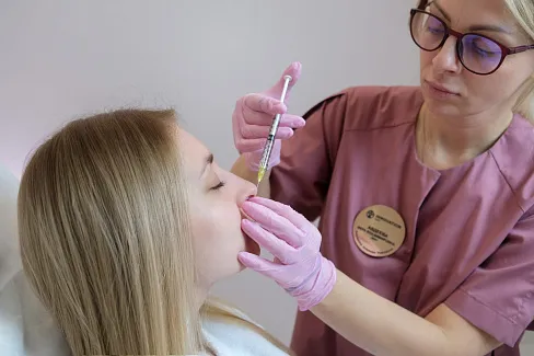 Контурная пластика носа корректирует форму