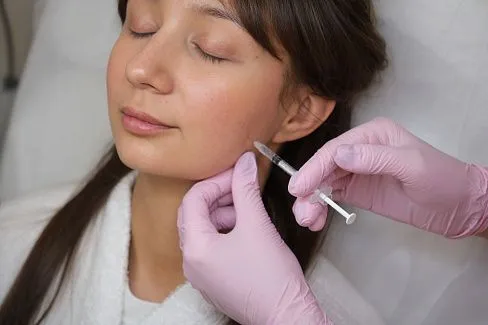 Процедура ботокса в жевательные мышцы