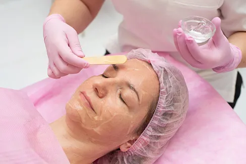 Фотоомоложение BBL у косметолога