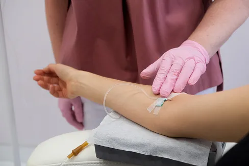 Капельницы красоты продлевают молодость