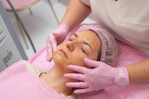 Биорепил пилинг устраняет тусклость кожи